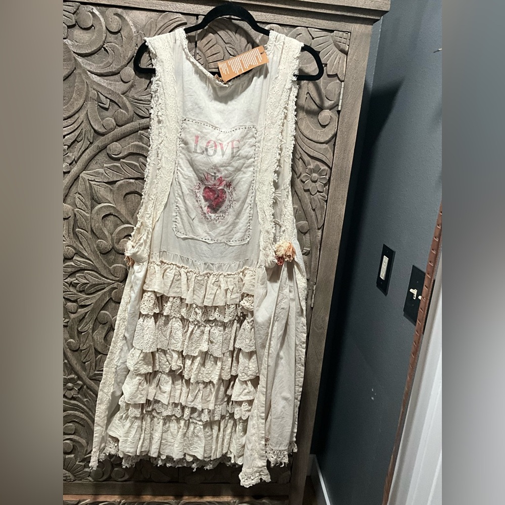 Magnolia pearl apron dress